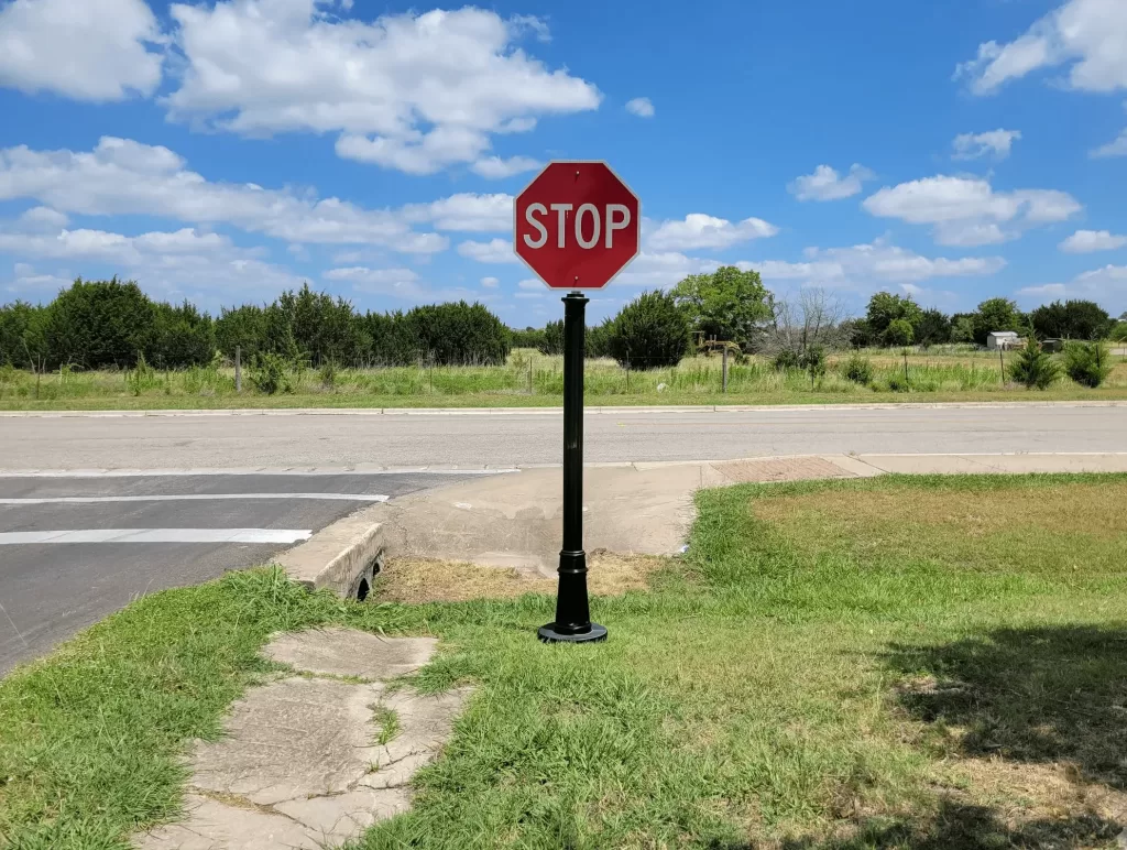 spartan-pole-cover-after-stop-sign